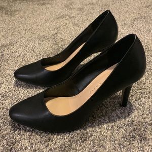 Kelly & Katie black pump heels. Size 6